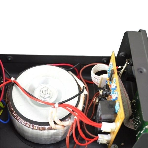 EnerGenie EG-AVR-D2000-01 2000ВА Автоматичний регулятор FRT-53967 фото
